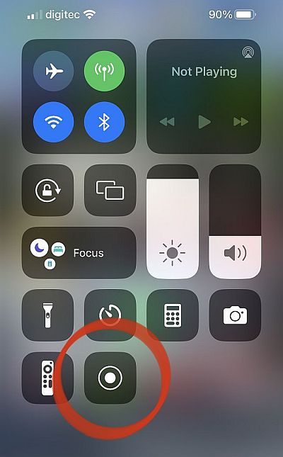 You now have a button with the two circles of the recording icon.